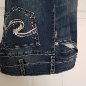 Cute Jean's just to large for me